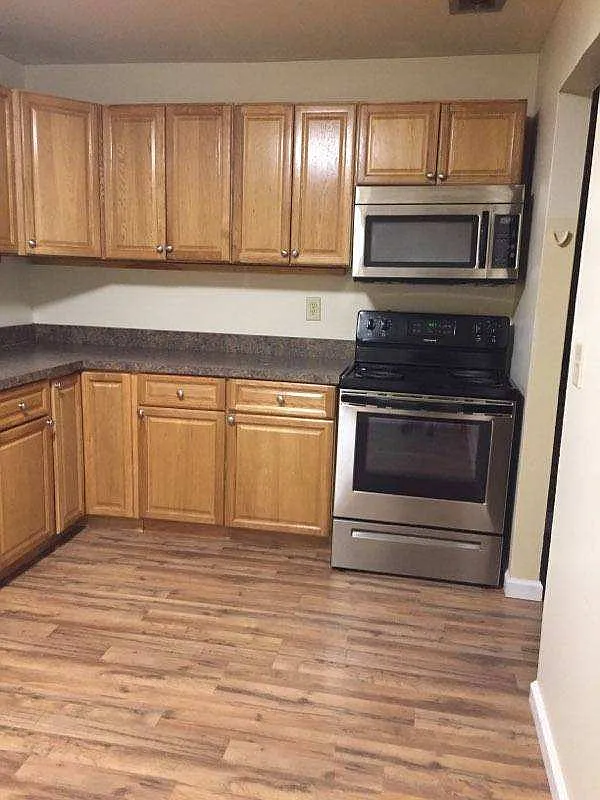1 bed, 1000 sqft, $1,775 — Photo 1