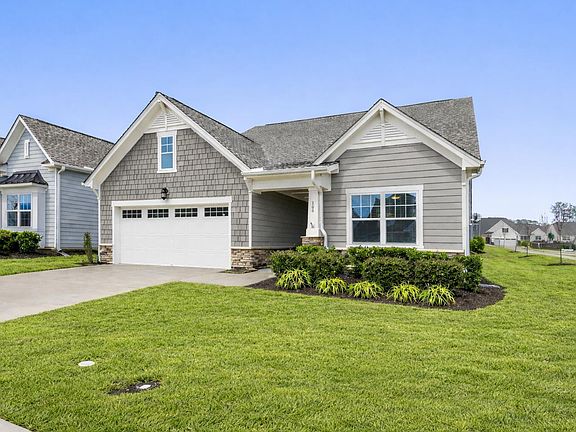 2nd image of 100 Ivory Ln