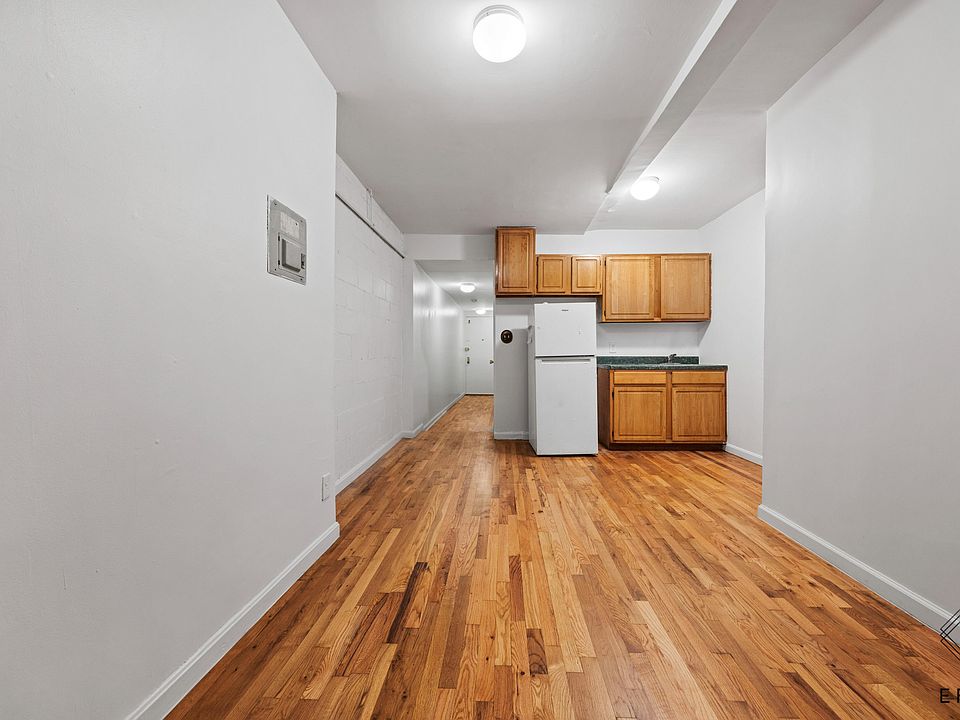 1st image of 279 S 5th St #1R