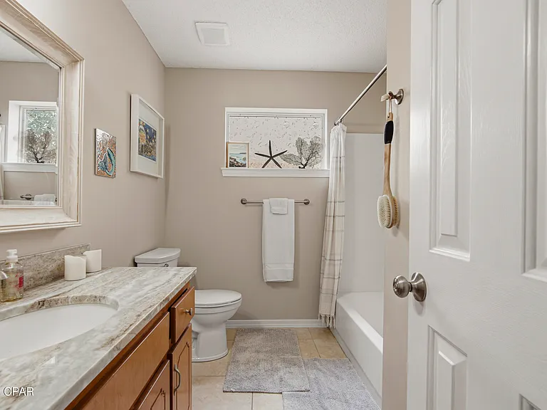 855 Mande Ct — Photo 32
