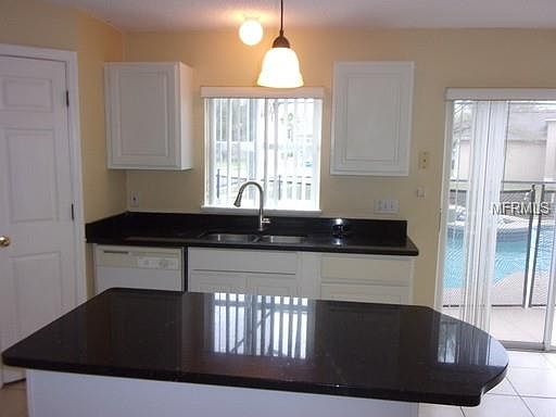 3rd image of 4108 Stonefield Dr