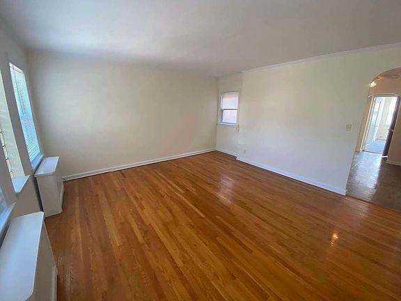 2nd image of 21-31 47th St #2M