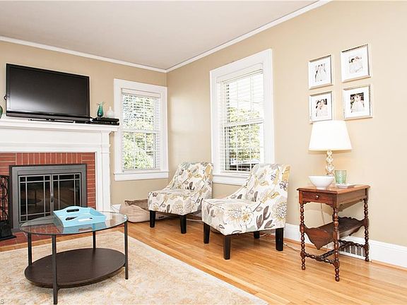 4th image of 410 Westdale Pl