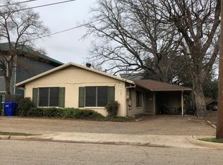1704 S 9th St, Waco, TX 76706