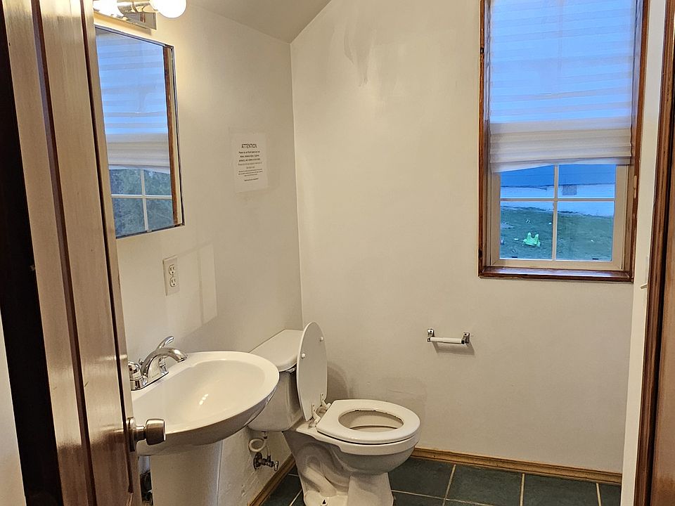 1st image of 84 Baird St #300