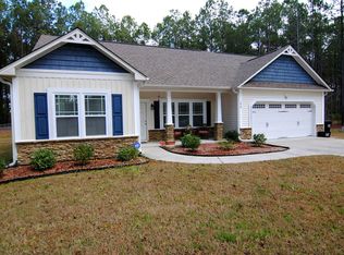 173 Scuba Dr, Sneads Ferry, NC 28460