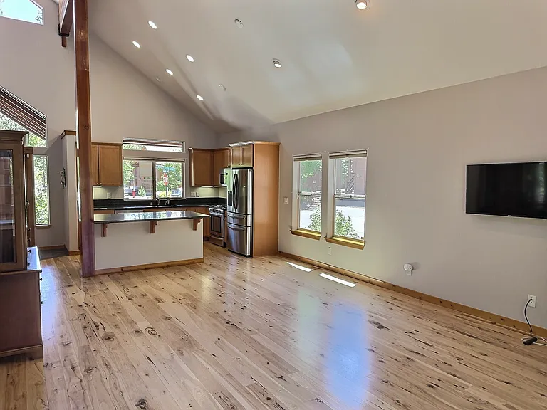 10208 Kylan Creek Ct — Photo 8