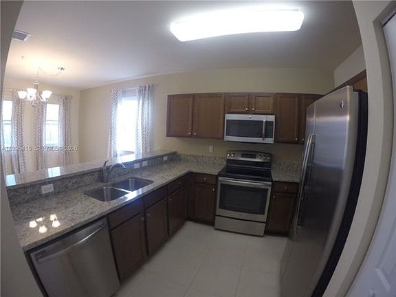 4th image of 8760 NW 97th Ave APT 201