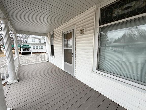 2nd image of 201 S 1st St