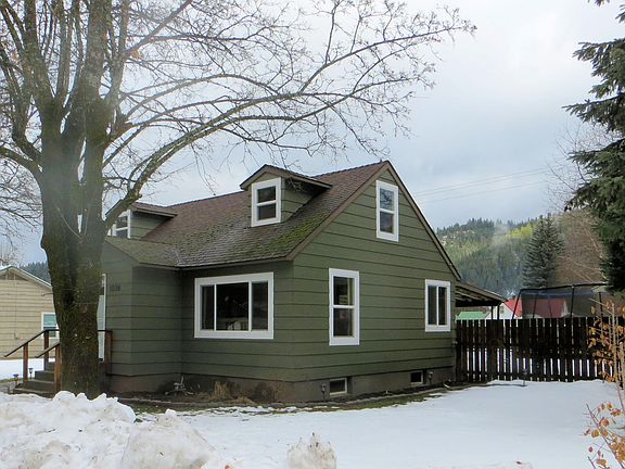 3rd image of 1036 E Larch Ave