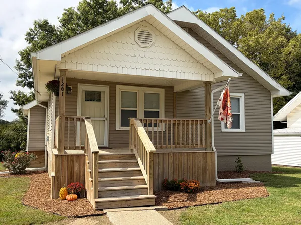 1201 Lawn St, Trenton, MO 64683