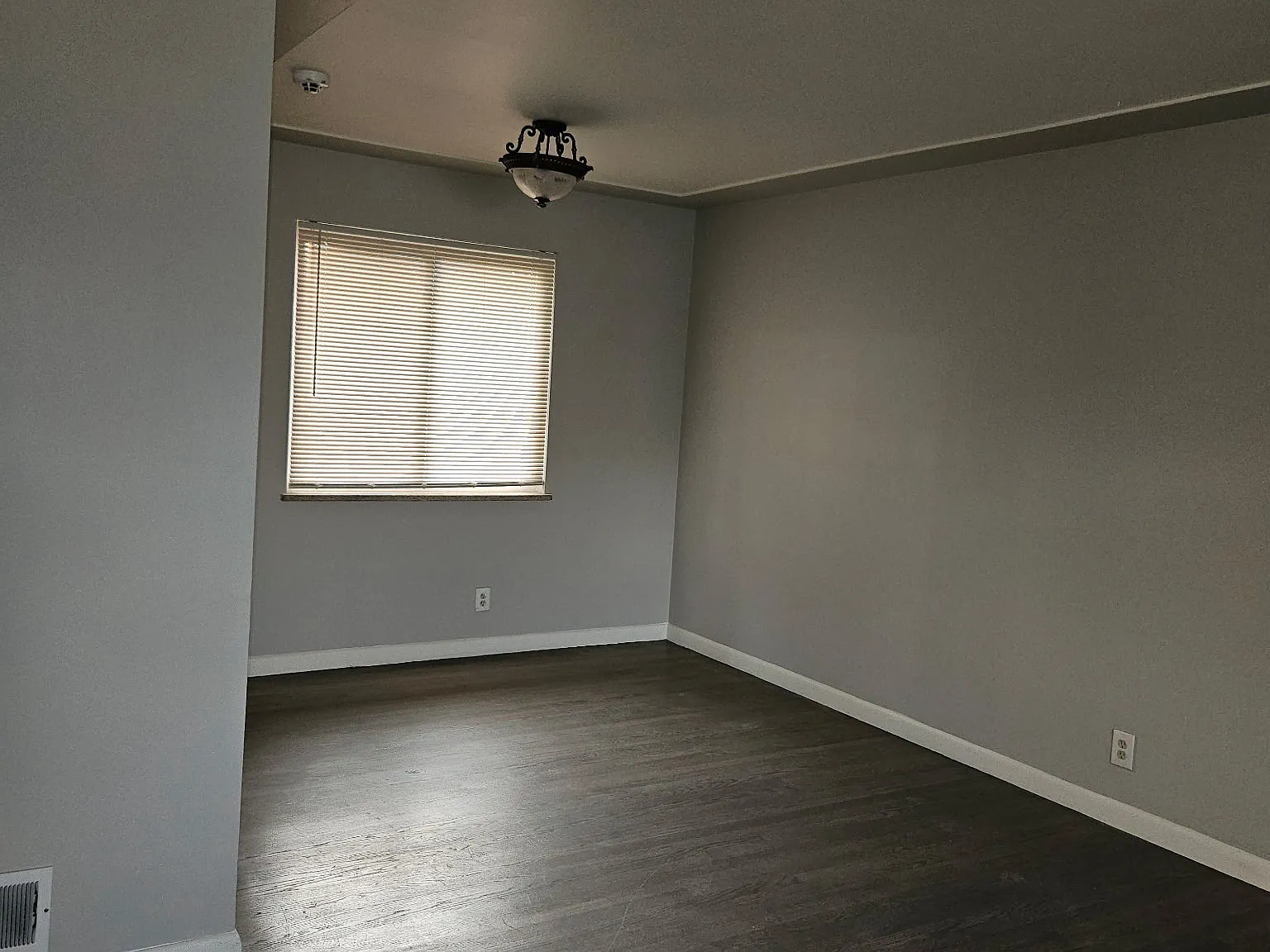 3 bed, 1689 sqft, $2,800 — Photo 3