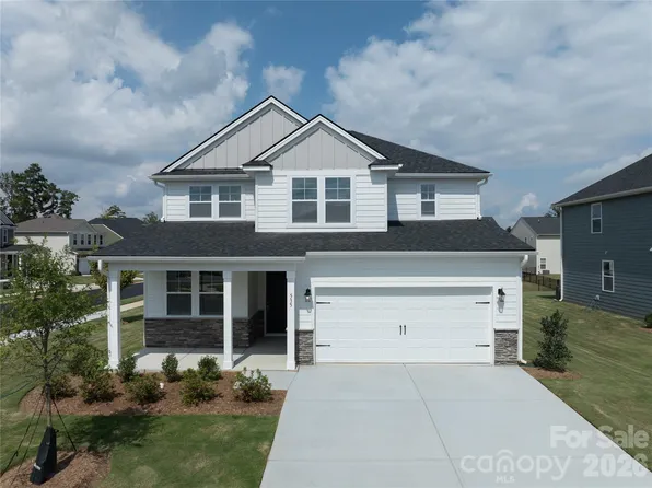 535 Larragan Dr, Denver, NC 28037