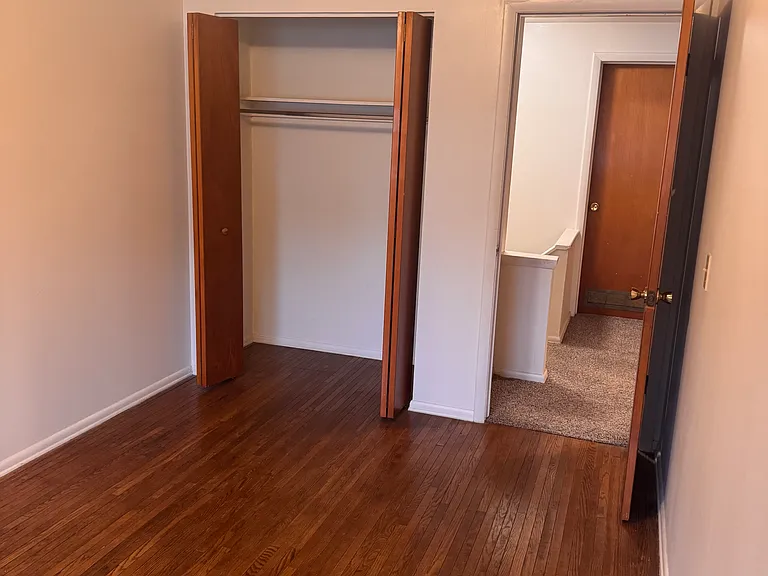 180 Clinton St #180 — Photo 8