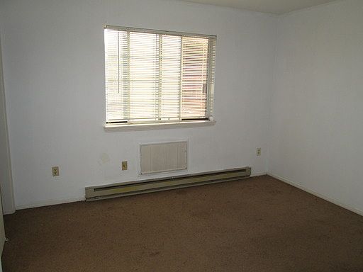 2nd image of 1129 Wolcott St APT 7-4