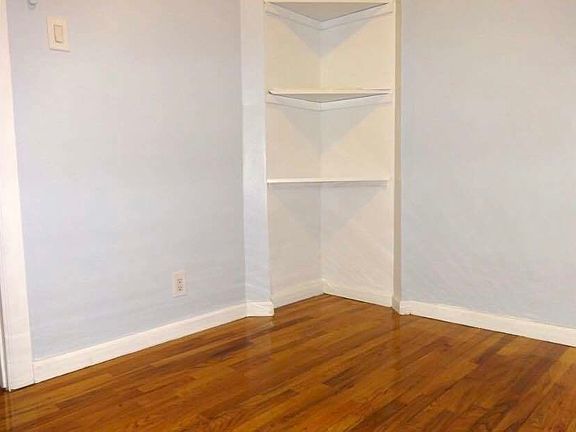 5th image of 90 Clinton Ave #2A