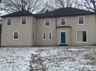 33260 Linden Dr, Solon, OH 44139