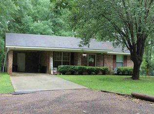 1545 Crisler Rd, Terry, MS 39170