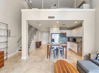 1050 Brickell Ave APT 610, Miami, FL 33131