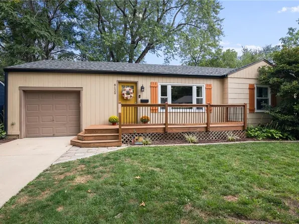 8129 McGee St, Kansas City, MO 64114