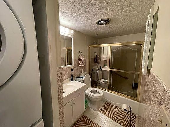 2nd image of 731A Midway Dr