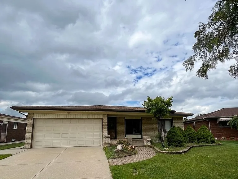 14041 Brougham Dr — Photo 1