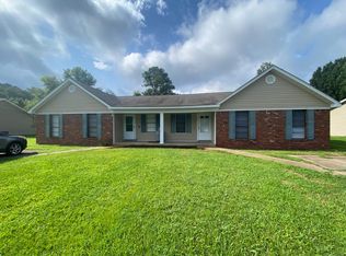 24 Markwest Cv APT R, Jackson, TN 38305