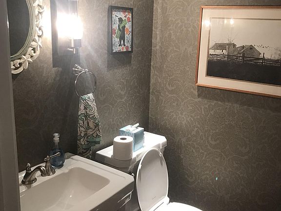 5th image of 2817 Pennypond Ln N