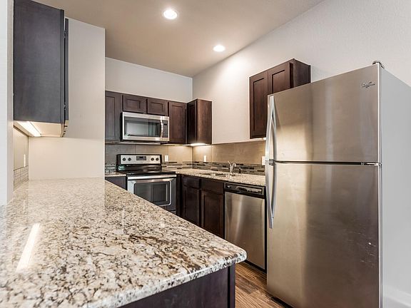 5th image of 400 Bosque Blvd Unit 101