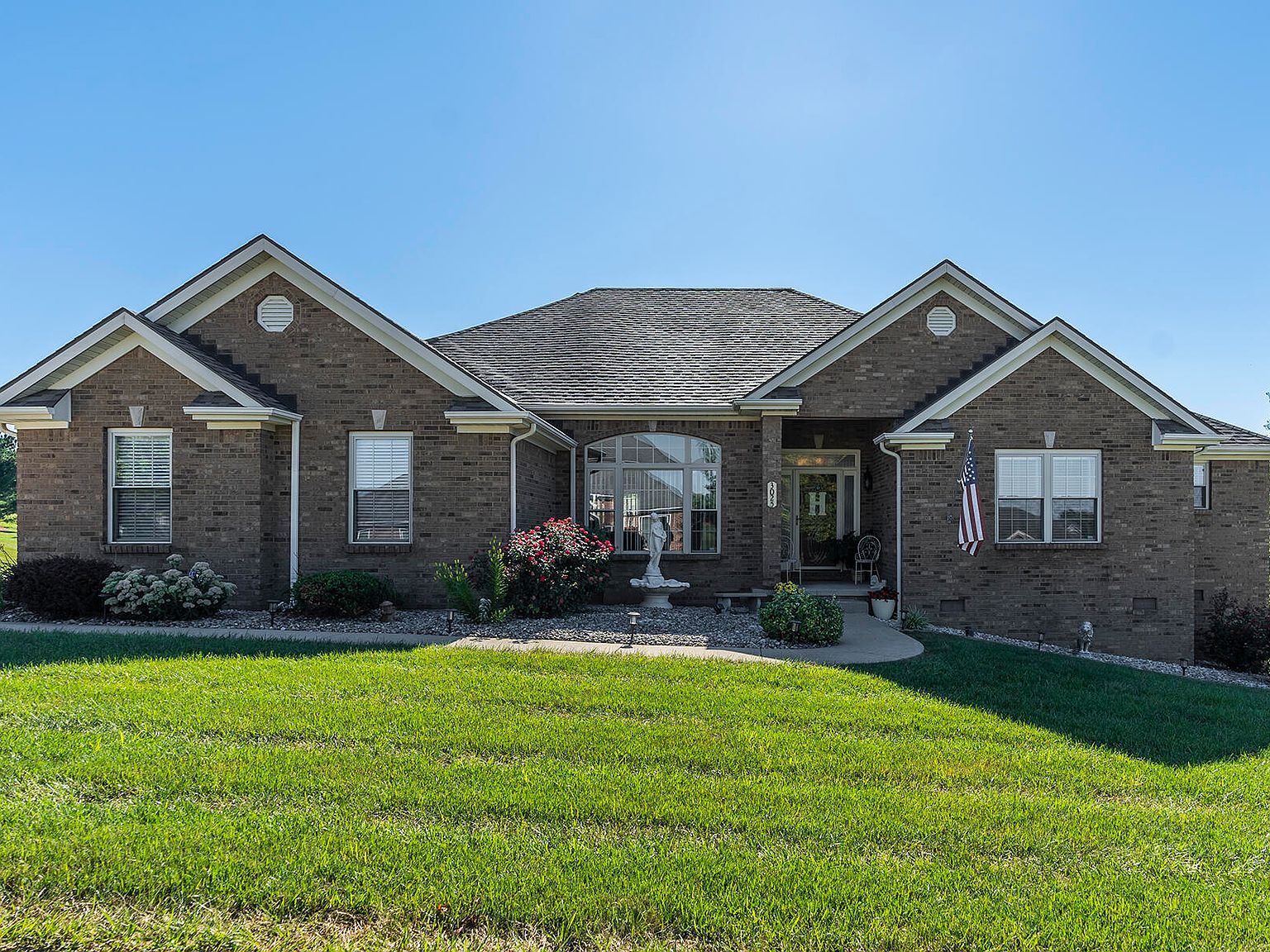 3025 Woodfield Cir, Richmond, KY 40475 Zillow