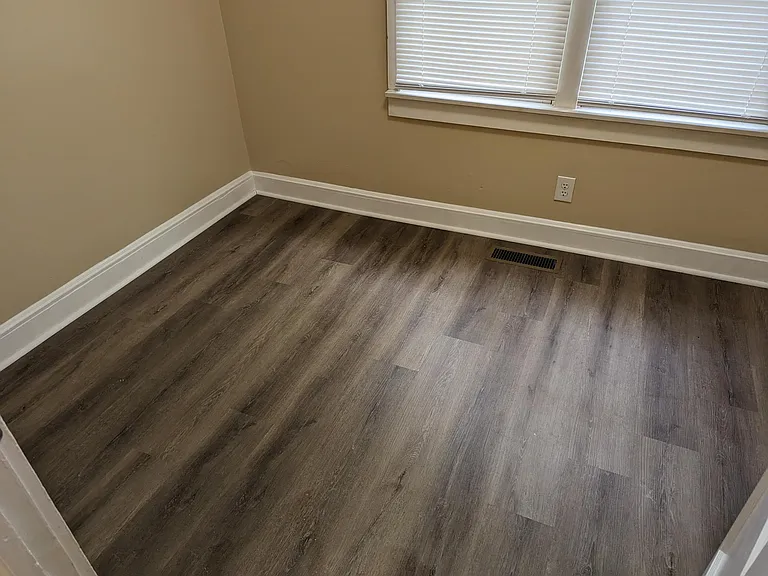 828 Crescent Dr — Photo 9