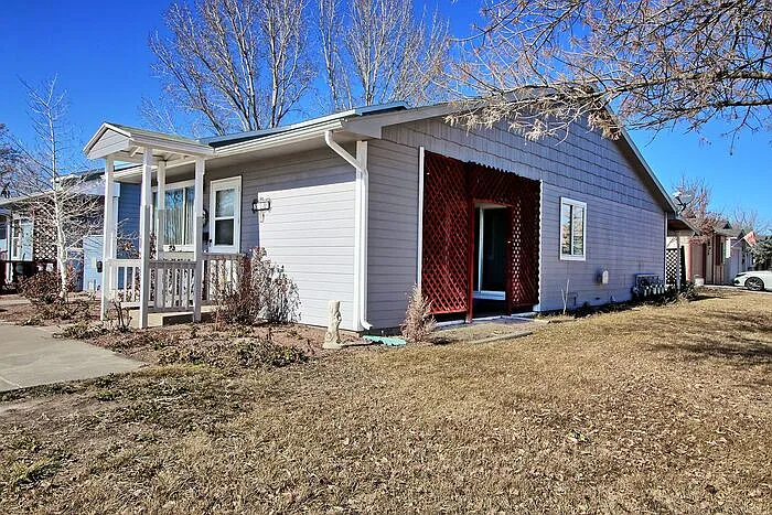 2 bed, 1.0 bath, 900 sqft, $1,650 — Photo 4