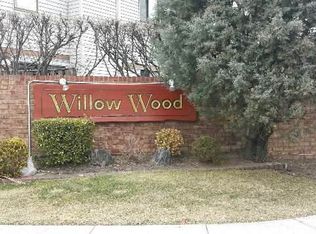 11 Balsam Ct, Wantagh, NY 11793