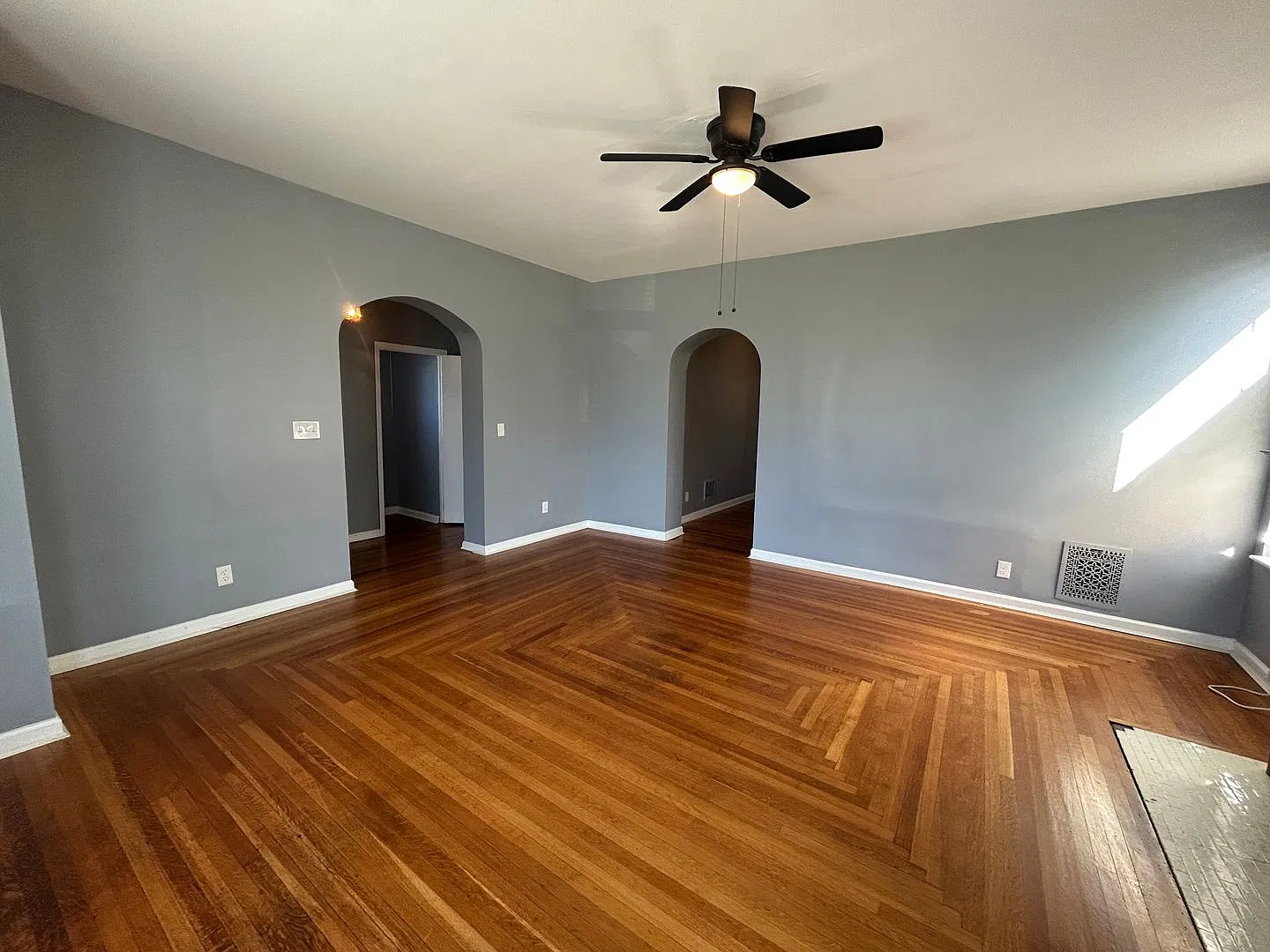 746 Greenwood — Photo 3