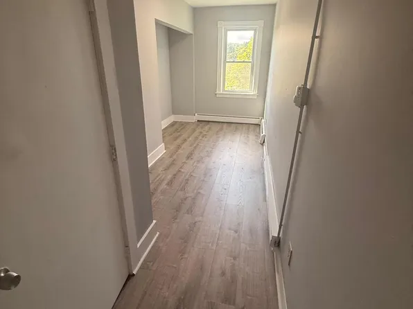 166-166 W Main St, Orange, MA
