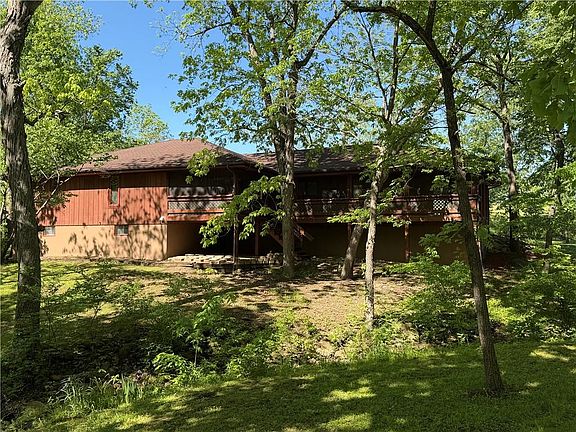 2nd image of 875 Kendall Rd