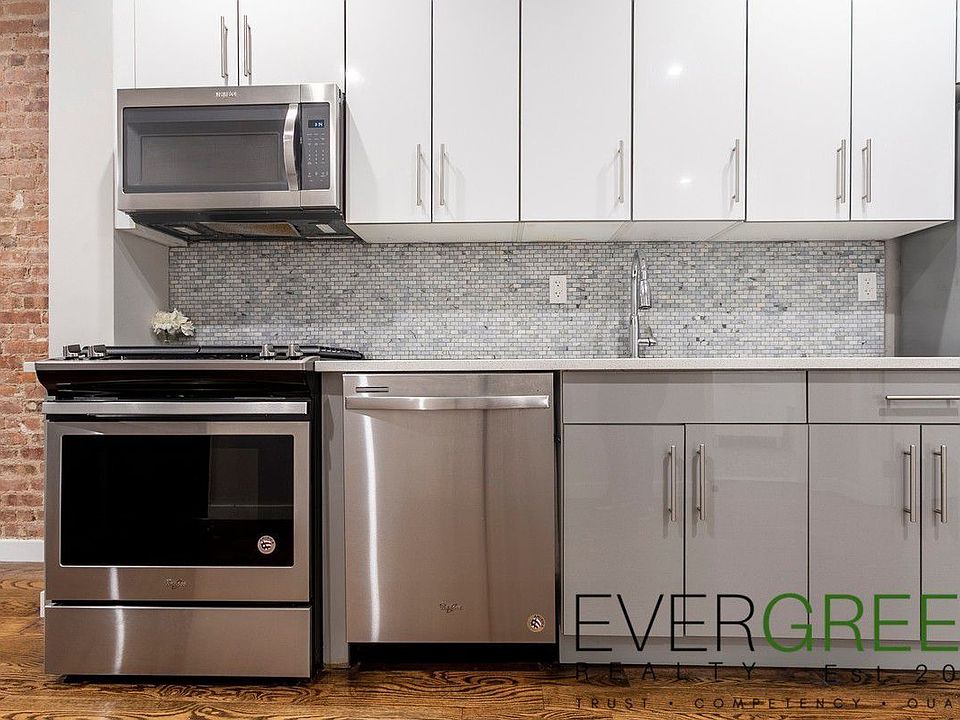 1st image of 255 Linden St APT 1L