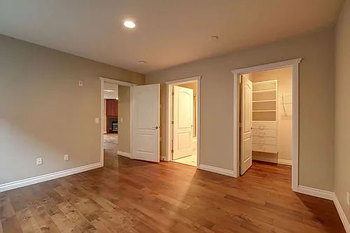 717 E Denny Way #3B Photo 1