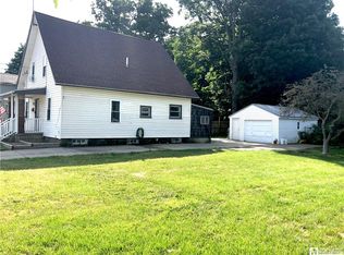 25 Washington St, Westfield, NY 14787