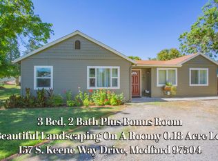 157 S Keene Way Dr, Medford, OR