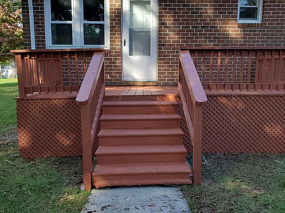 new deck on rear of house