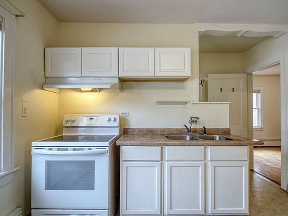 5th image of 2112 N 72nd St