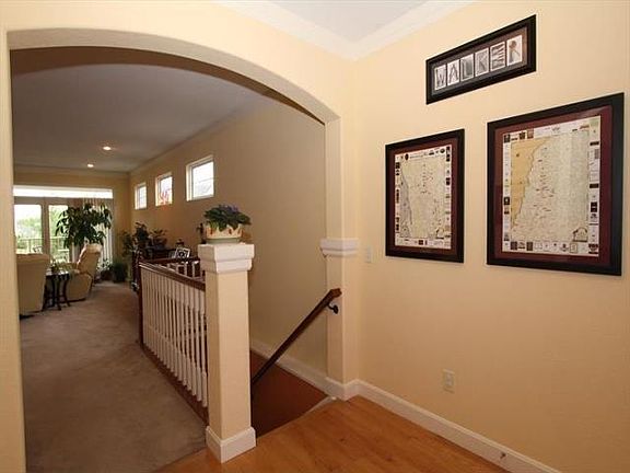3rd image of 2568 Saint Charles Cir