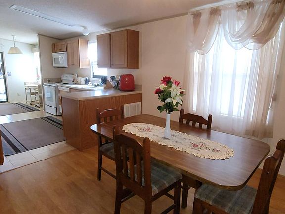 4th image of 14728 Vamora Dr #2094