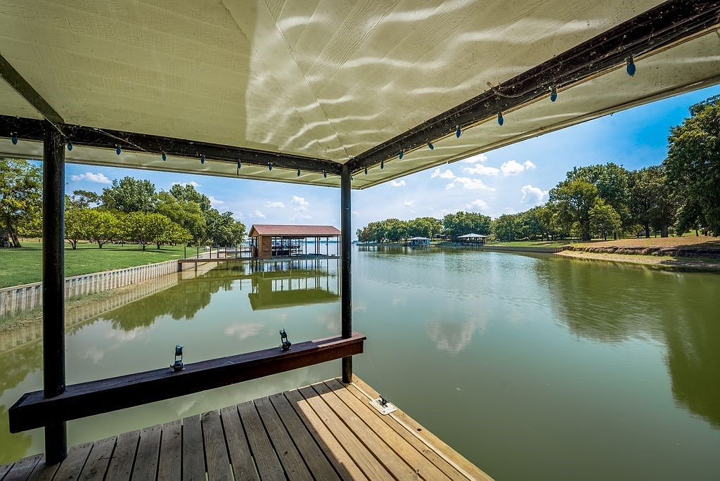 209 Starcrest Dr, Corsicana, TX 75109 | Zillow