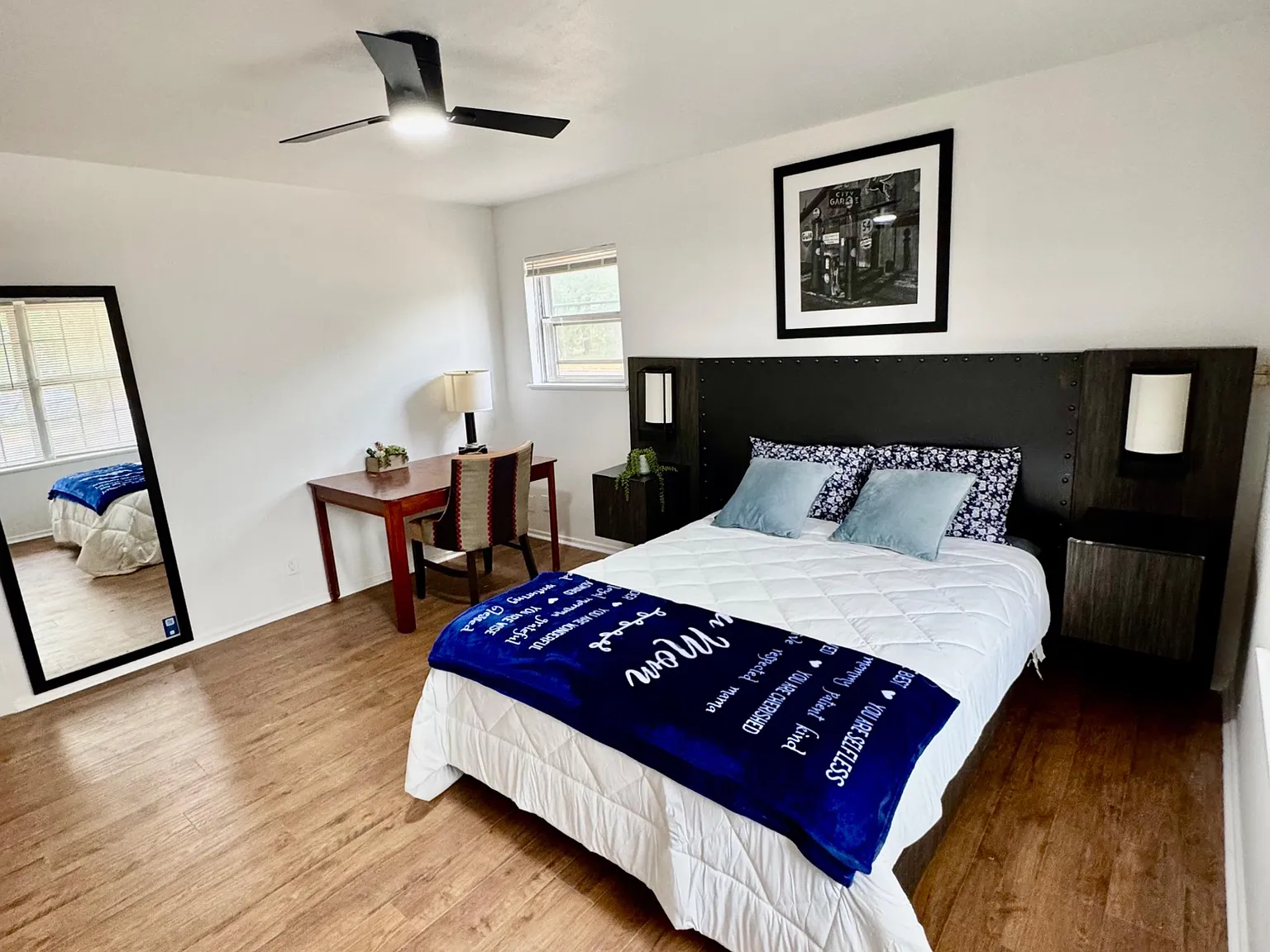 4 bed, 2.0 bath, 2000 sqft, $1,040 — Photo 1