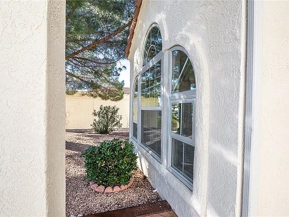 5th image of 6705 El Parque Dr