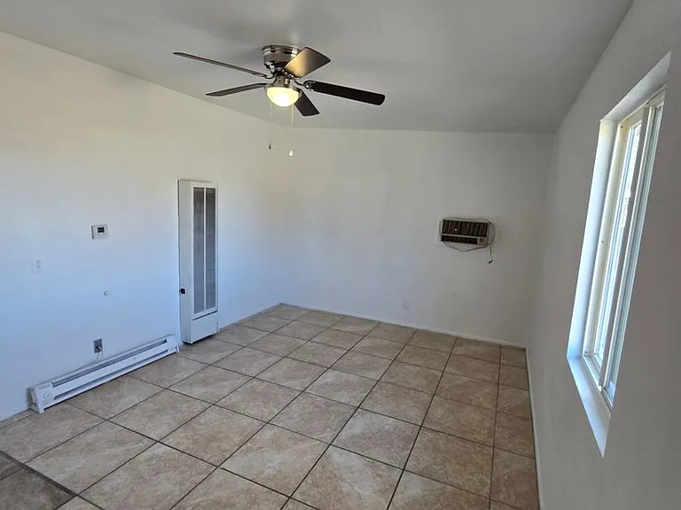 4811 Comanche Rd NE — Photo 8