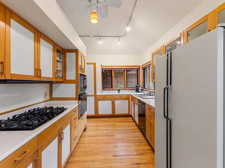 108 Campbell Ln — Photo 28