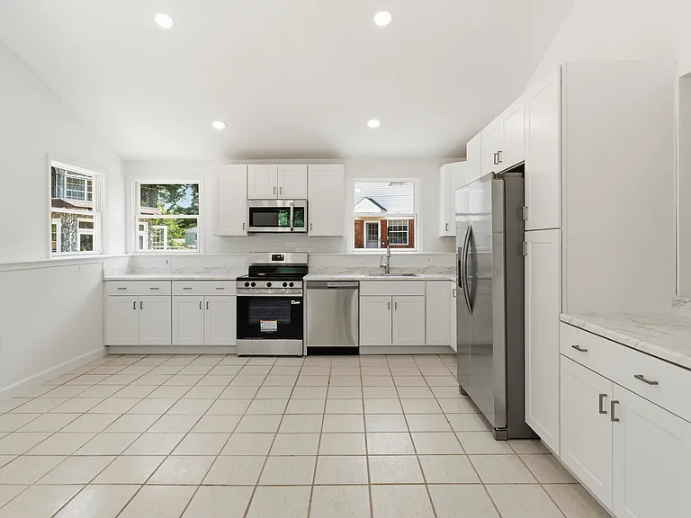 9220 Brian Dr — Photo 17